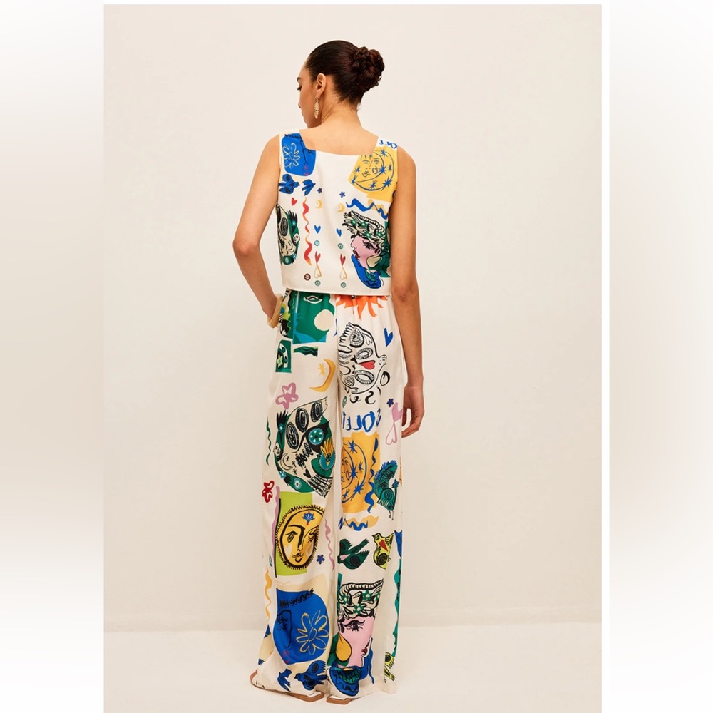 Graphic Print Crop Top With Wide-Leg Pants Set Size Medium NWT - Picture 6 of 7